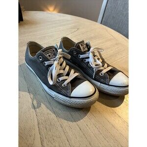 Converse Chuck Taylor All Star Low Top Shoes Womens Size 8 Gray Canvas Cleaned